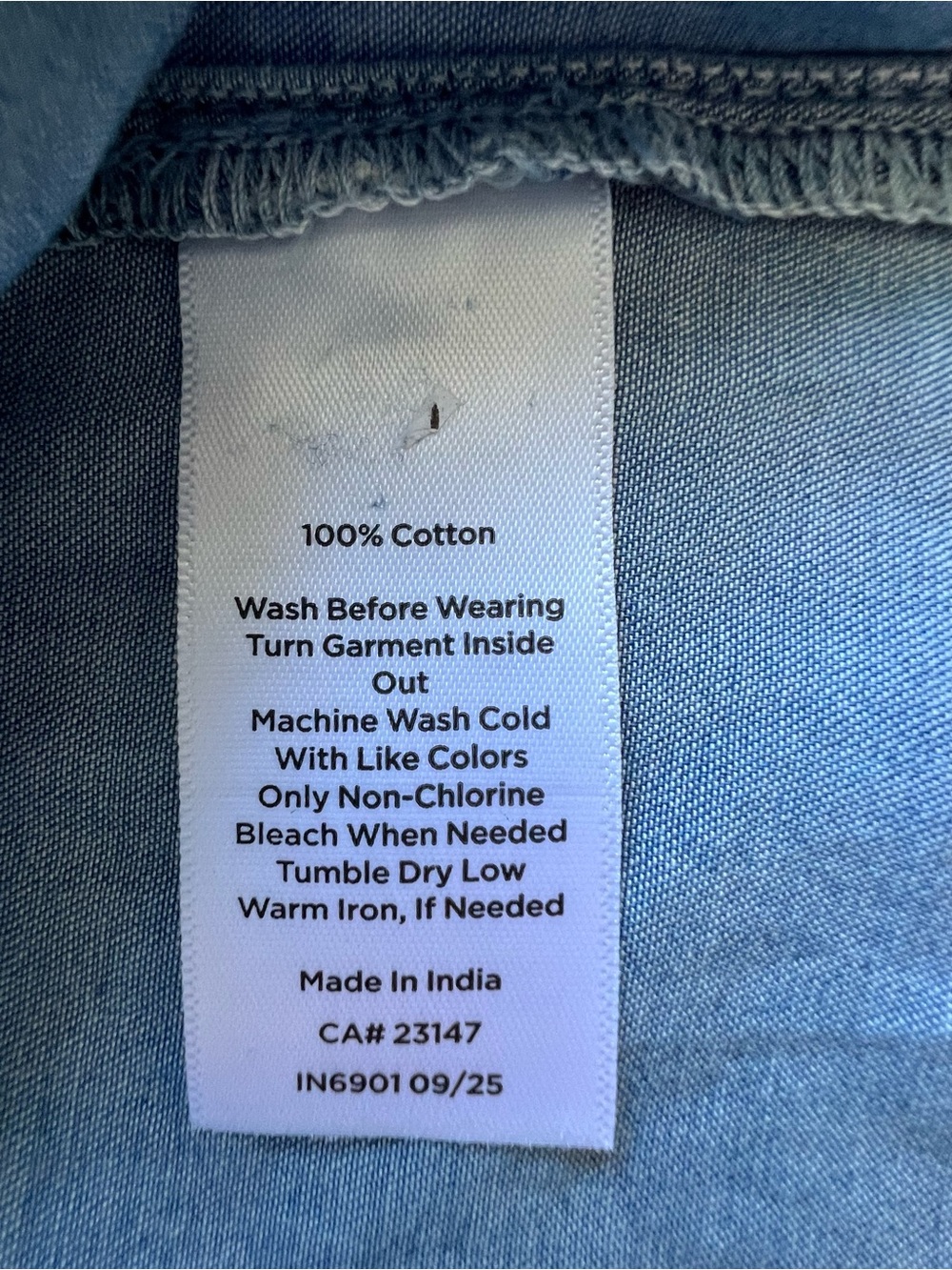 Talbots Pintuck Chambray Top -Treadwell Wash Size M Denim Blue - Picture 5 of 9